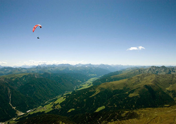 ��������� � ������������� ������������ ICARO - ����� RedBull X Alps